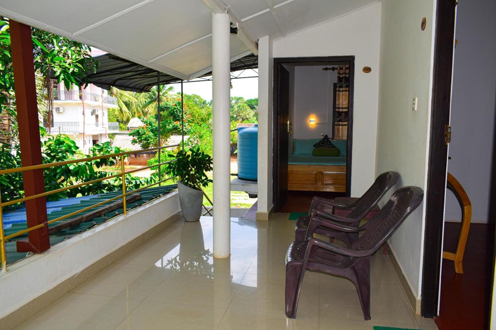 White Villa Hotel Trincomalee Exterior foto